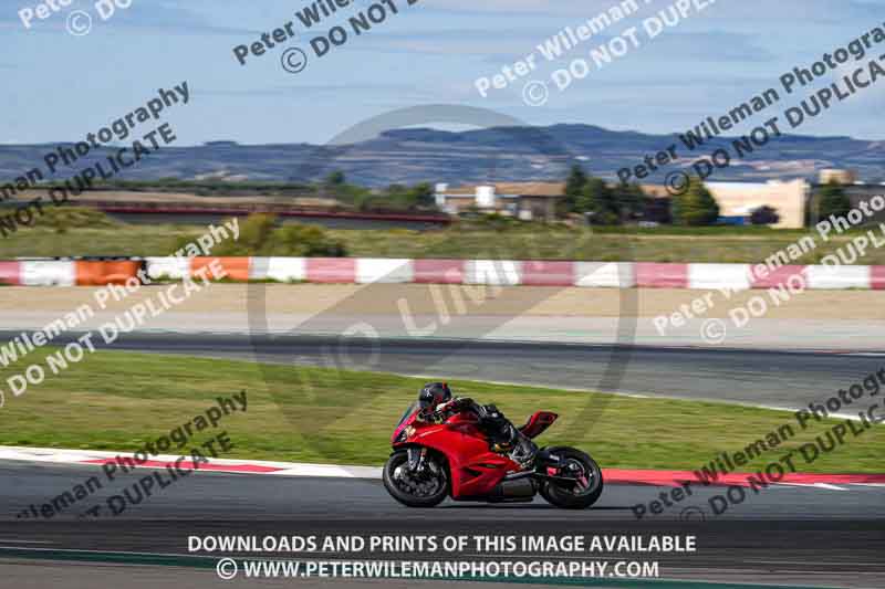 Circuito de Navarra;Spain;event digital images;motorbikes;no limits;peter wileman photography;trackday;trackday digital images